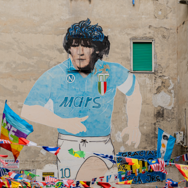 maradona quartieri spagnoli