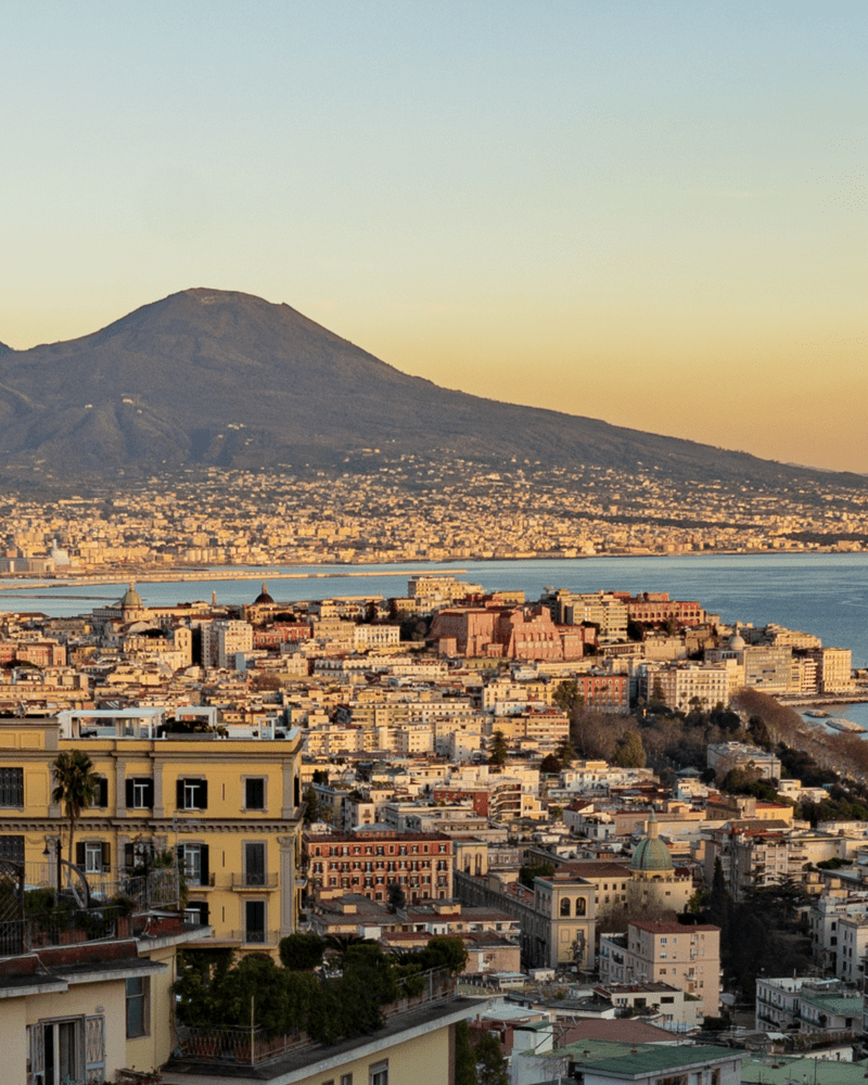 giallo napoli @partenopeculture